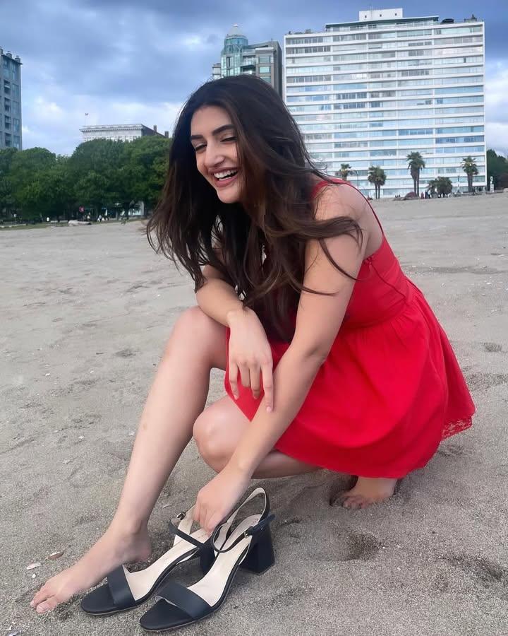 sreeleela-beach-look